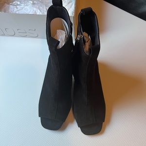 Top shop peep toe Marry Me shoes. Brand new in a box